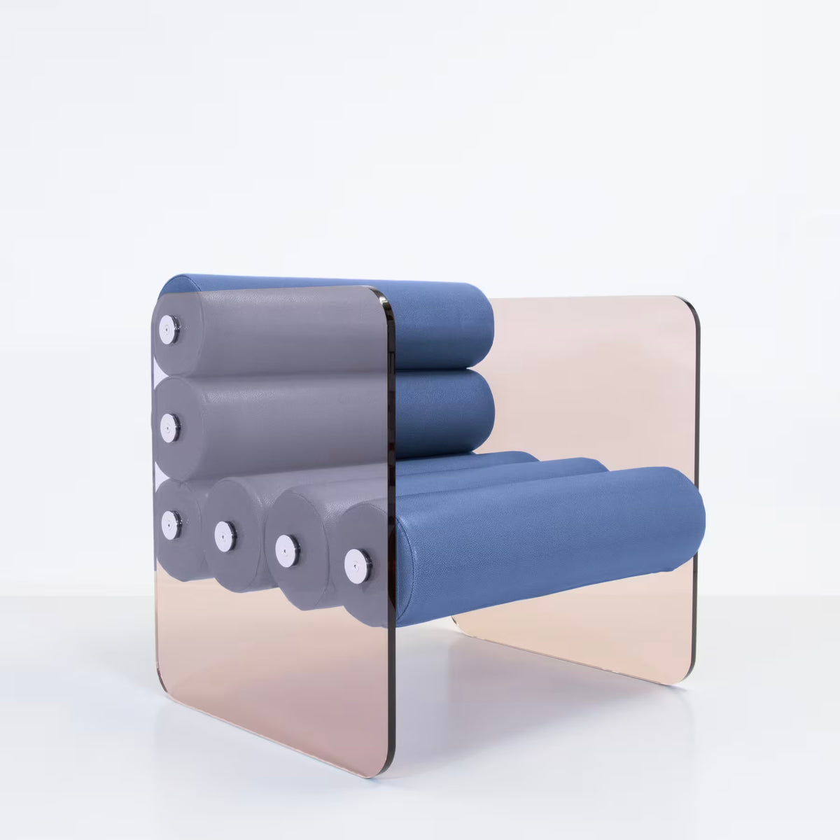 NUVÓ Signature Series 01 – Luxury Single-Seater Armchair